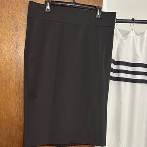 Eloquii Black Pencil Skirt - Sleek Stretch Waistband